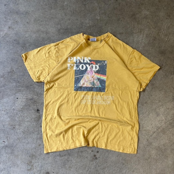 PINK FLOYD T Shirt Mens Size Medium Yellow Graphic Tee Dark Side Of The Moon Vin - Picture 1 of 5